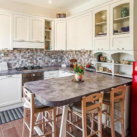 A Few Steps From The Sea Apartment Fiumicino Luaran gambar