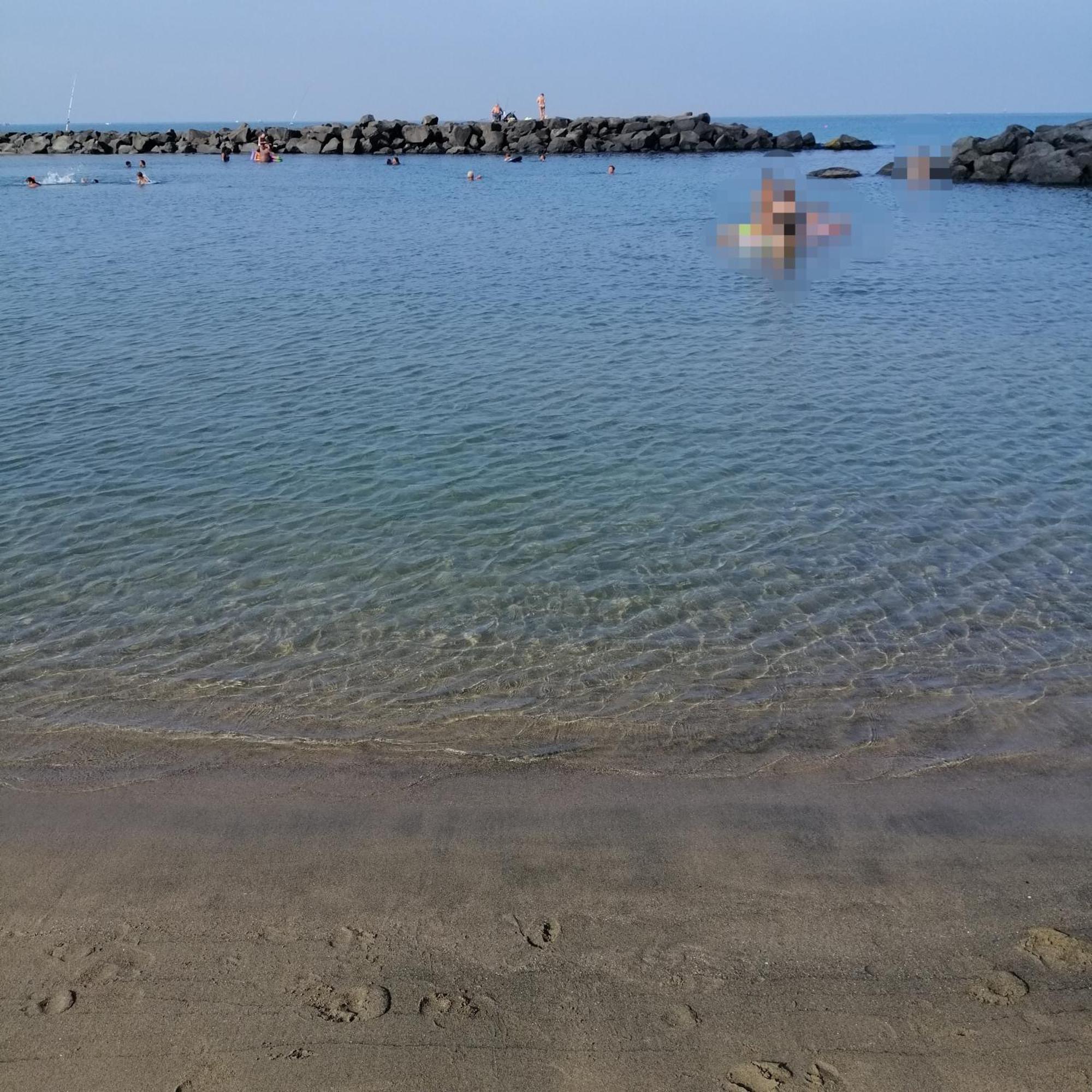 A Few Steps From The Sea Apartment Fiumicino Luaran gambar